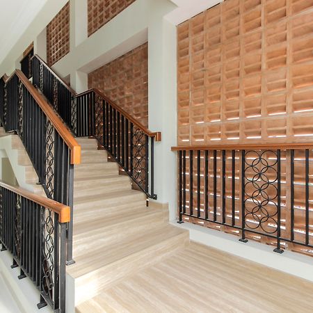 Reddoorz Premium Near Ragunan Zoo 2 Jakarta Exteriör bild